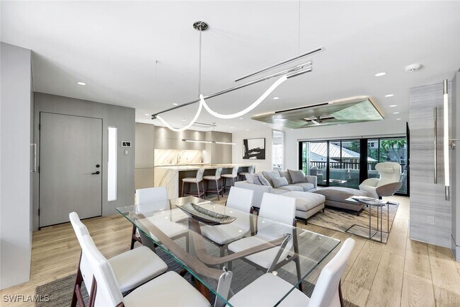 Foto del edificio - 295 5th Ave S