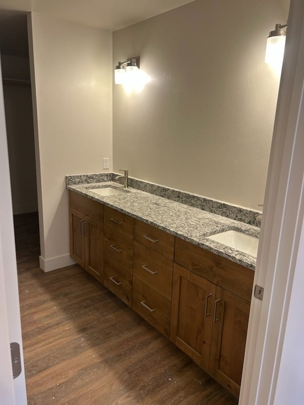 Building Photo - 40 Skihi St