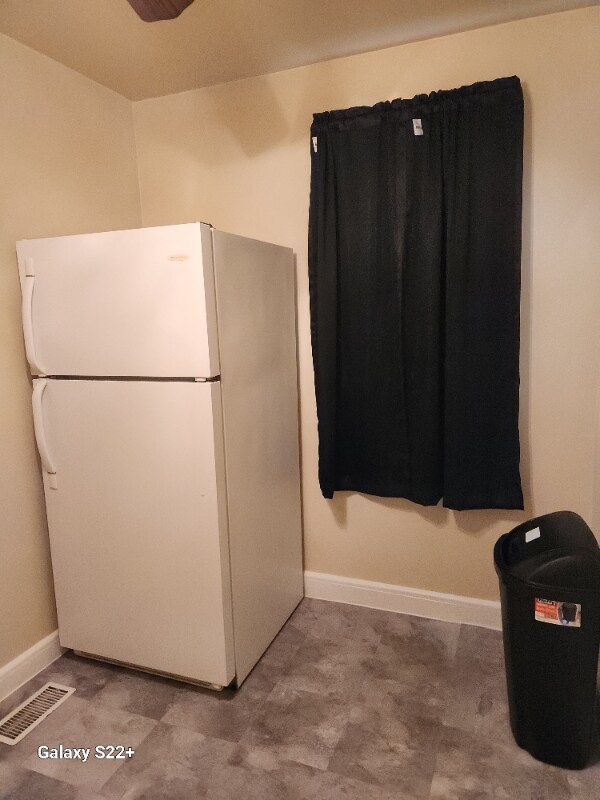 Building Photo - 5338 Nelson Ave