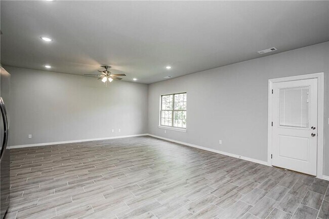 Foto del edificio - ***1903-B Azlin Place***