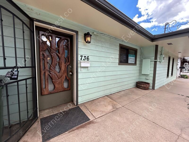Foto principal - 736 Duclo Ave