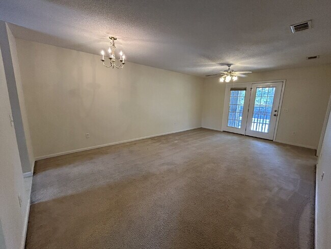Foto del edificio - Apartment For Rent