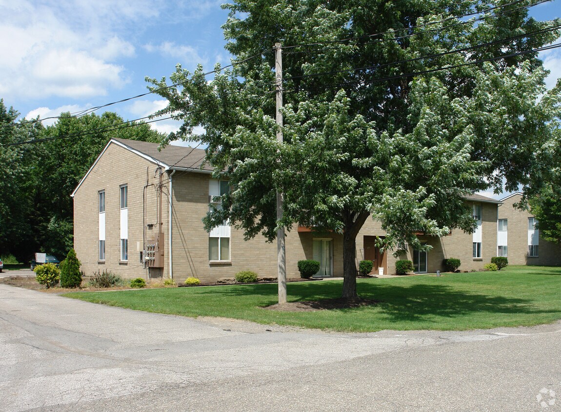 262 Folsom St, Warren, OH 44483 Apartments in Warren, OH