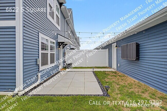 Building Photo - 6622 S Square Ln