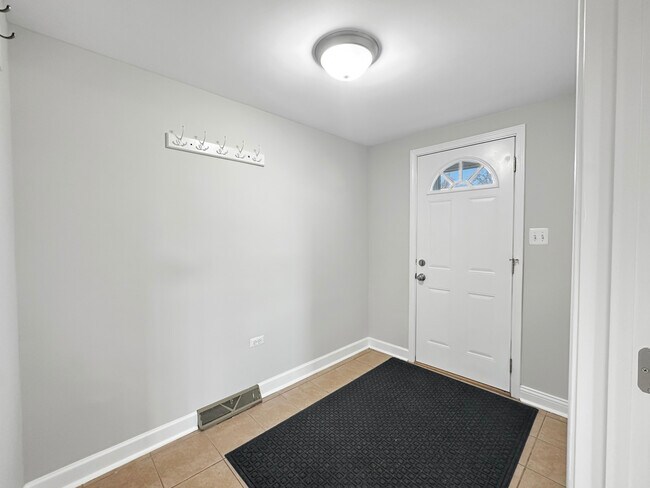 Foto del edificio - 3135 Chicago Rd