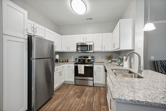 Your New High-End Retreat – Enjoy 1 Month ... - Your New High-End Retreat – Enjoy 1 Month ... Apartment