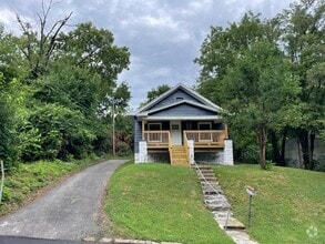 Building Photo - 6028 Jackson Ave