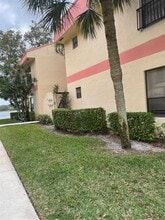 Building Photo - 2836 Carambola Cir S
