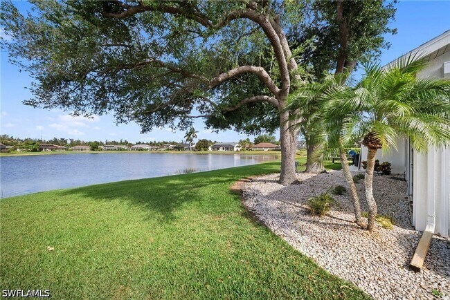 Building Photo - 22361 Fountain Lakes Blvd