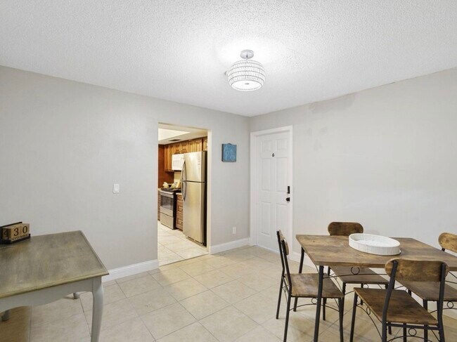 Foto del edificio - 22 Flamingo Dr