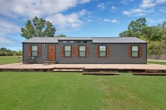 Building Photo - 5600 Bennett Lawson Rd