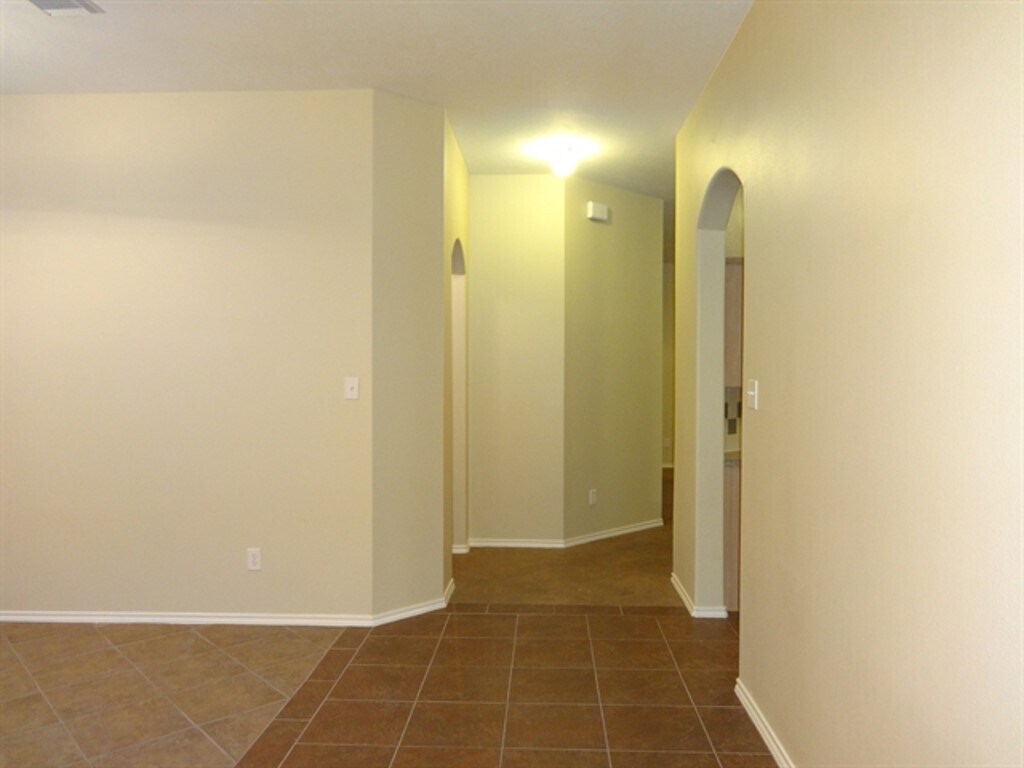 Building Photo - 20335 Mammoth Falls Dr