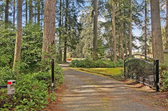 Foto del edificio - 4411 169th St SE