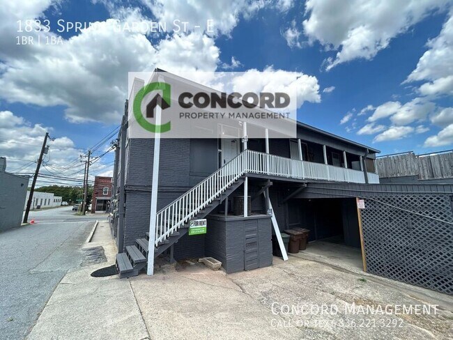Foto del edificio - 1833 Spring Garden St