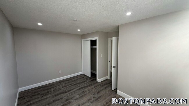 Building Photo - 95-101 Upton St.