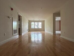 Building Photo - 318 Rindge Ave