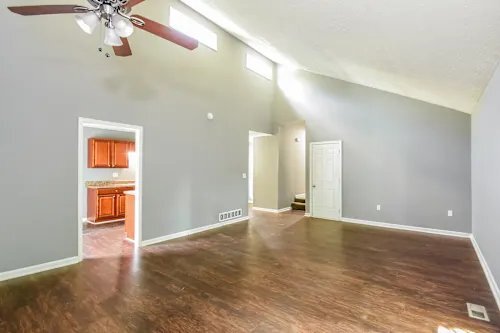 Foto del edificio - 6601 Valley Hill Dr