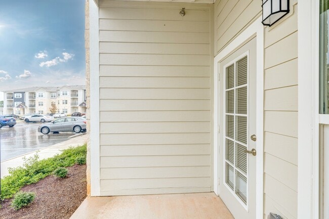 Building Photo - Crosswinds
