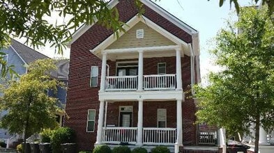 Building Photo - 341 Landing Dr