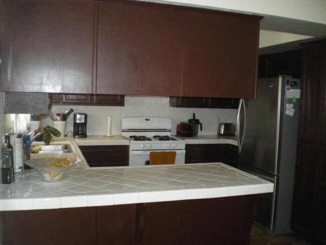Foto del edificio - 44320 Merced Rd.