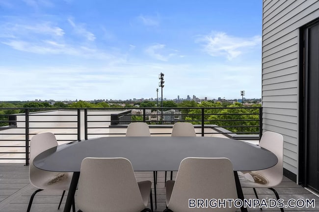 Foto del edificio - 50 Leo M Birmingham Pkwy