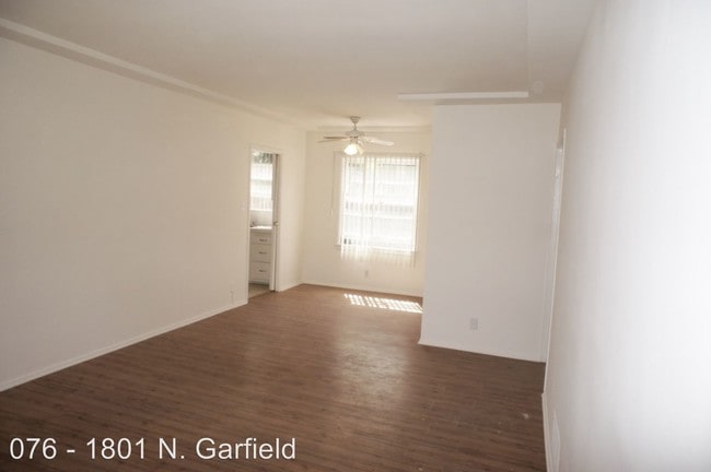Building Photo - 1801 Garfield Pl