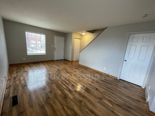 Building Photo - 9273 Nieman Rd