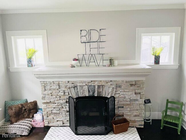Foto del edificio - 5 br, 2 bath House - 1112 Barber Ter NW