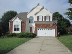 Building Photo - 375 Kingsmill Dr