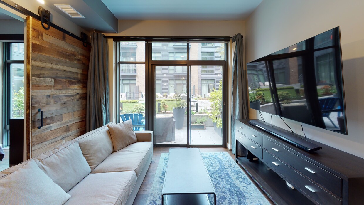 Foto principal - 525 Water St SW
