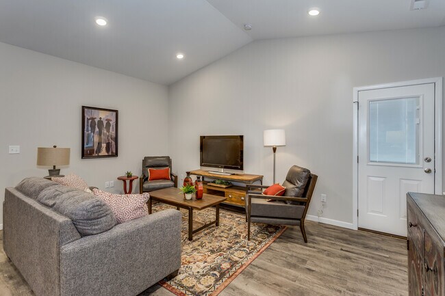 Foto del edificio - 2222 E Cheyenne Ct