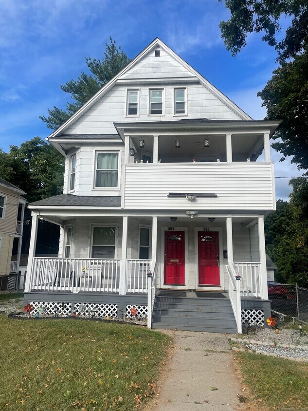 Foto principal - 591-593-593 Blue Hills Ave