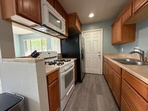 Building Photo - 6236 Cavan Dr