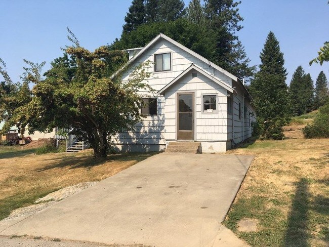 Foto del edificio - 203 Cedar Ln
