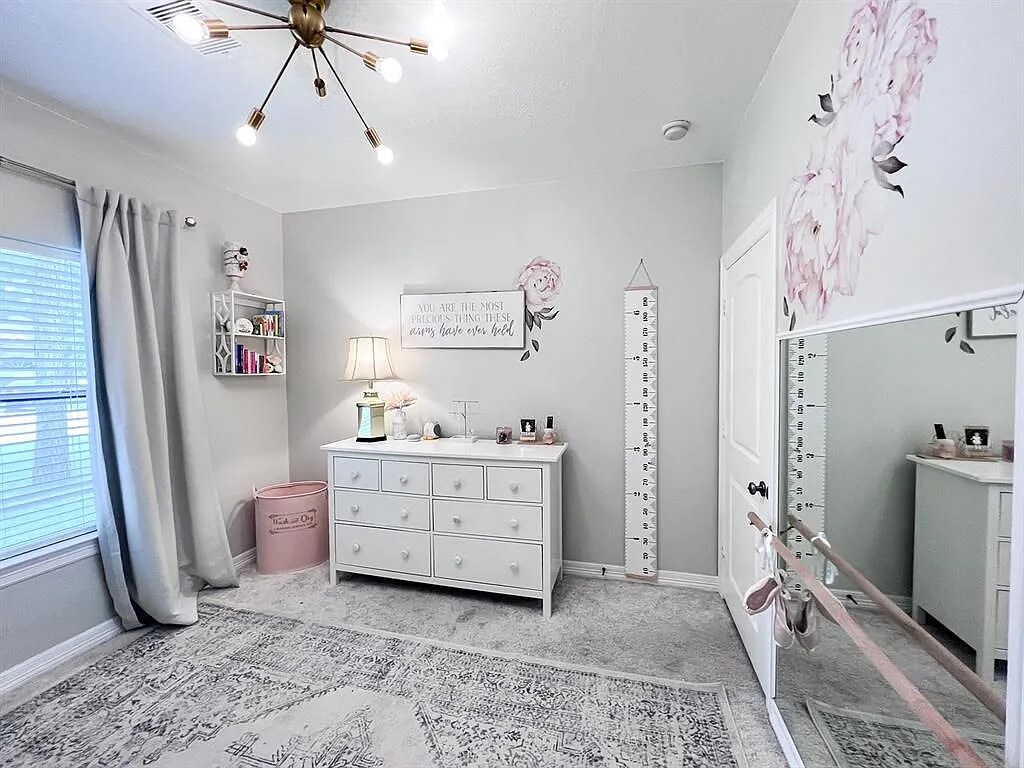 Foto principal - 3410 Stratford Dr
