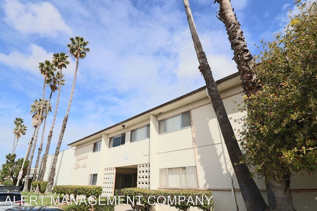 Building Photo - 1315 Edgewood Way