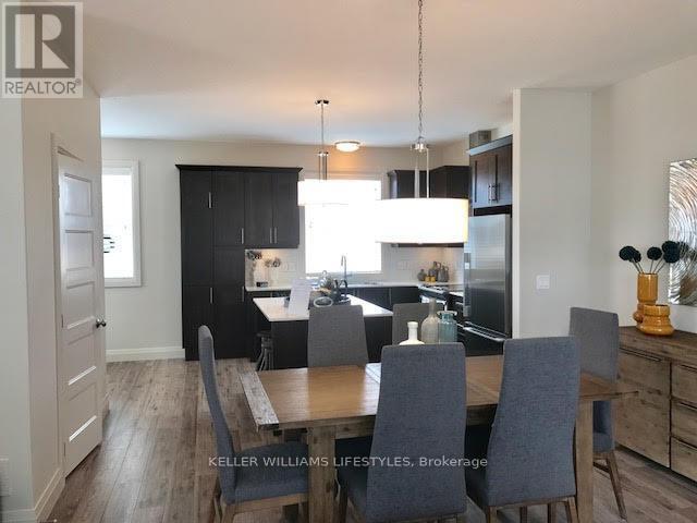 Photo du bâtiment - 3025 Singleton Ave