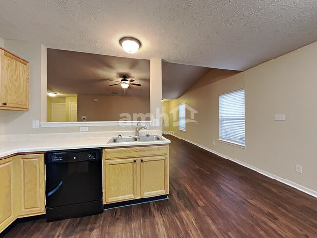 Building Photo - 1159 Valley Forge Dr