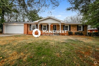Building Photo - 4492 Raleigh Dr