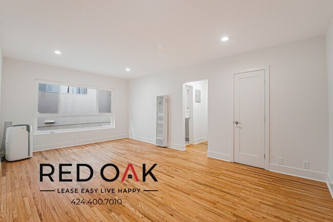 Foto del edificio - 120 S Oxford Ave