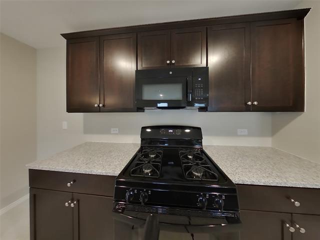 Building Photo - 1740 Clairborne Ct