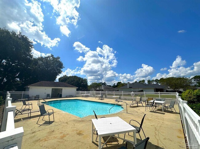 Building Photo - 8908 Abbington Dr