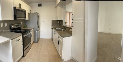 Building Photo - 9762 NW 47th Terrace