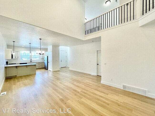 Foto del edificio - 3 br, 2.5 bath House - 4003 W. 1650 N.