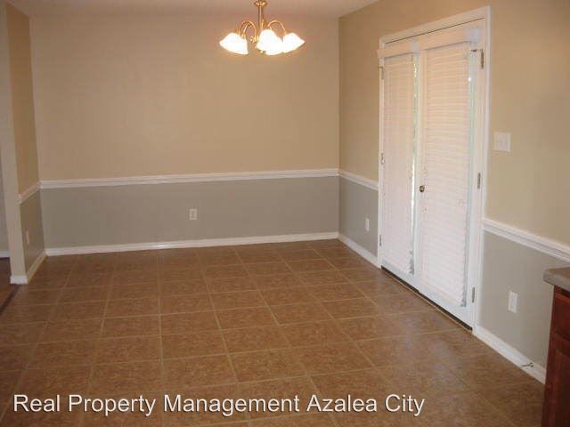 Foto del edificio - 3 br, 2 bath House - 6732 Woodside Dr N