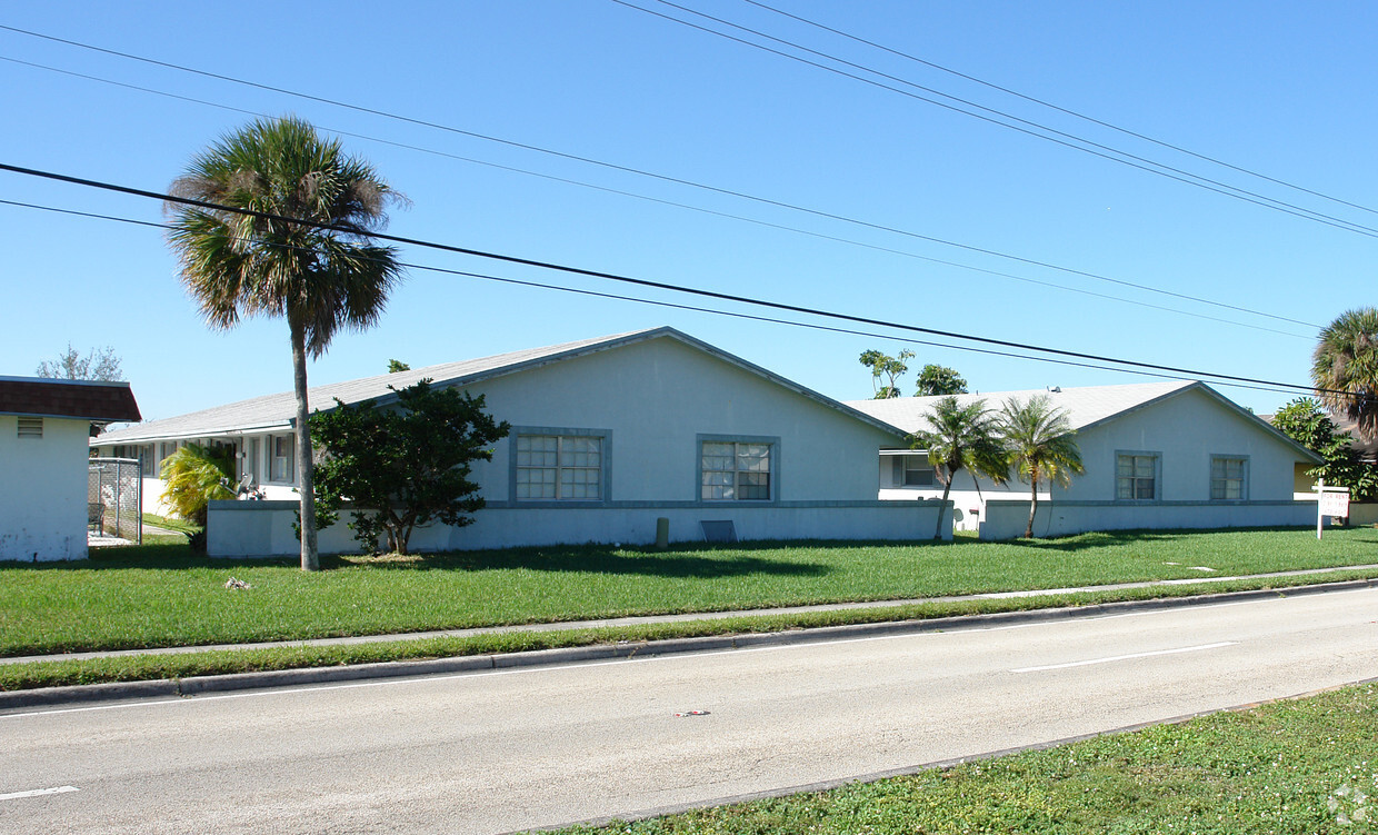 Primary Photo - Margate Apartments