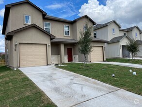 Building Photo - 121 Peruna Dr