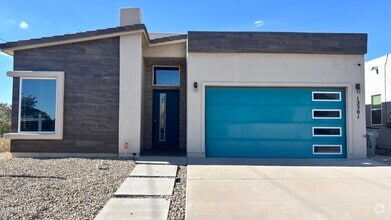 Building Photo - 12301 Desert Pine Ave