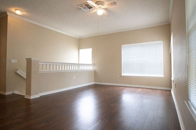 Building Photo - 325 Arbor Lakes Cir