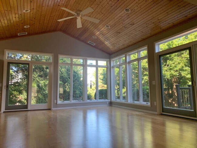 Foto del edificio - Beautiful 3 Bedroom Home in Middleton